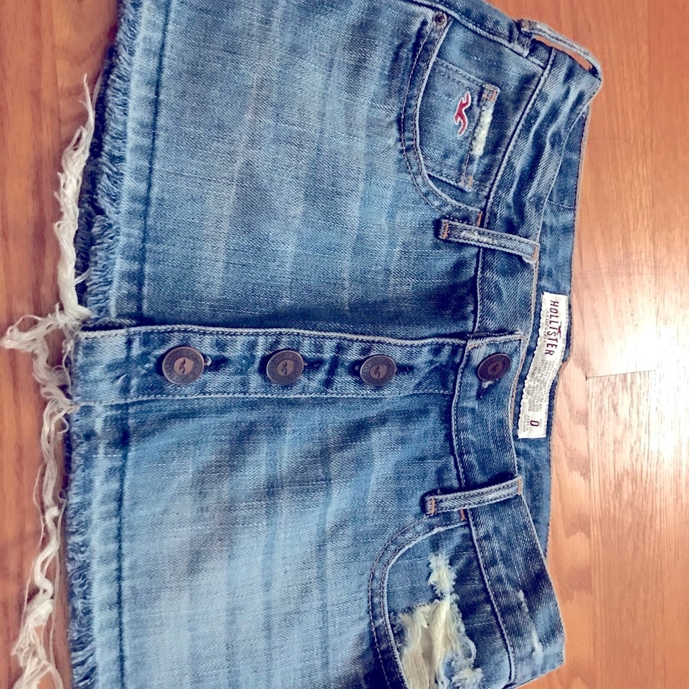 Holliester denim mini skirt